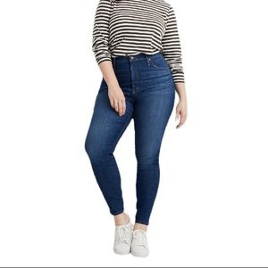 Madewell NWOT Curvy High Rise Skinny Blue Jeans